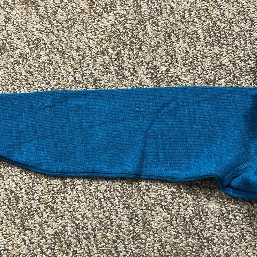 10/$50 Urban Ultimate Thermal Boy Shirt Size M